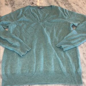 Uniqlo Cashmere Sweater